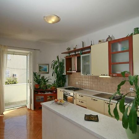 Spacious Apartment In The Center Split Zewnętrze zdjęcie