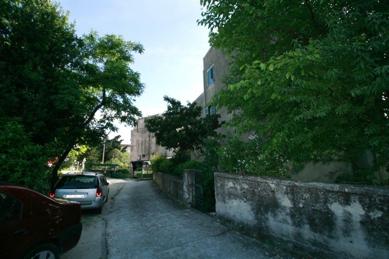 Spacious Apartment In The Center Split Zewnętrze zdjęcie