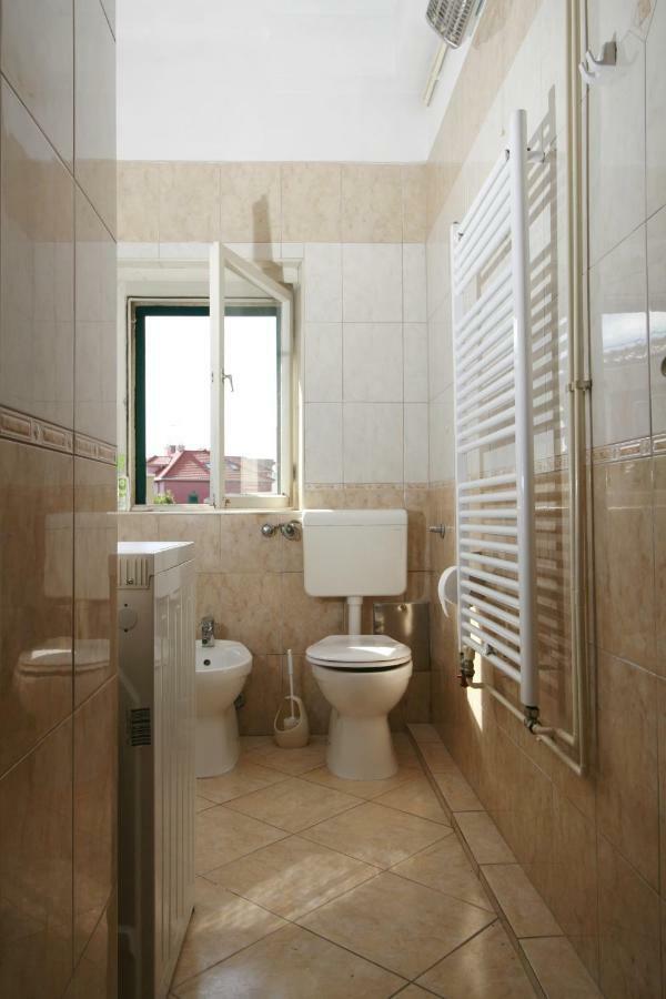 Spacious Apartment In The Center Split Zewnętrze zdjęcie