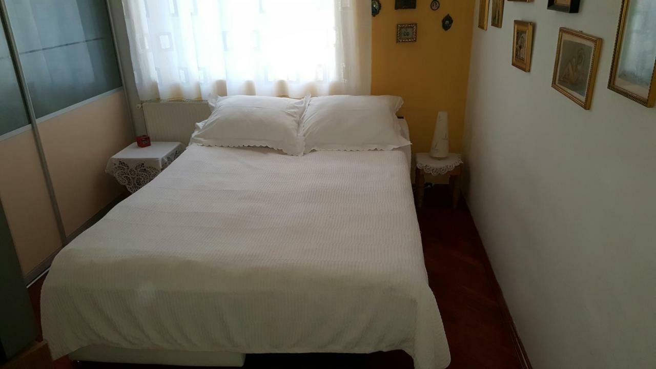 Spacious Apartment In The Center Split Zewnętrze zdjęcie